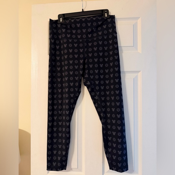 Disney x lululemon Wunder Train High-Rise Tight 25" - Picture 8 of 11